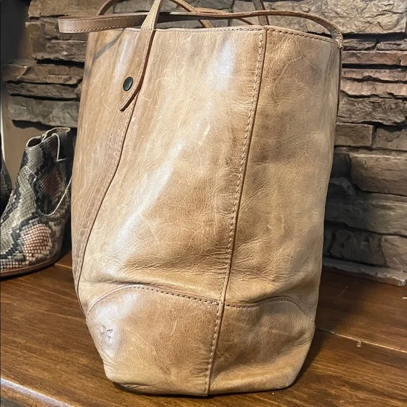 Frye Melissa Shopper Tote Distressed leather Bag -Beige- $358 - Picture 6 of 16